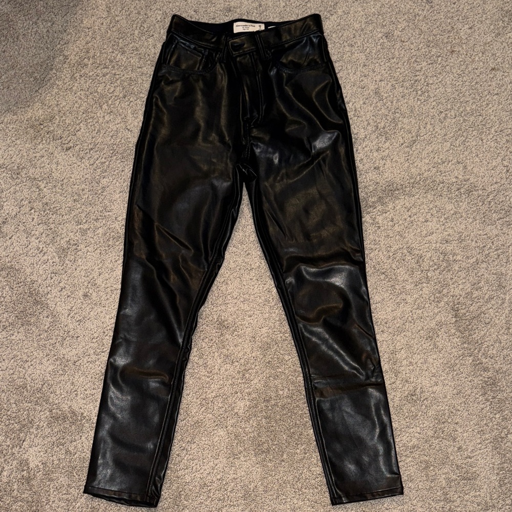 Abercrombie & Fitch Black Skinny Pants